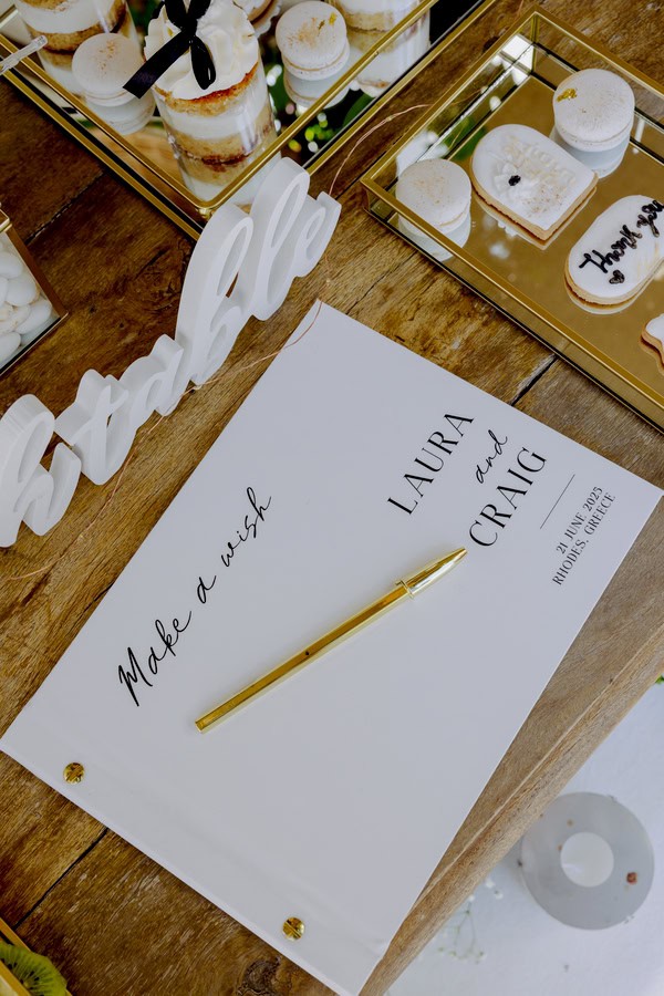 Summer Wedding Lythos White Blooms