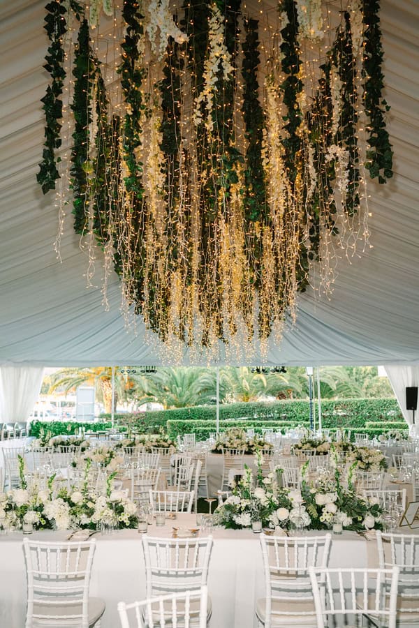 Chic Spring Wedding Gorgeous White Florals