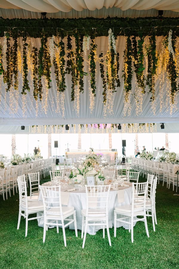 Chic Spring Wedding Gorgeous White Florals