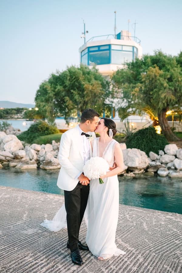 Chic Spring Wedding Gorgeous White Florals