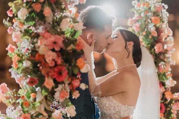 Colorful summer wedding in Ierapetra Crete filled with vibrant blooms | Vicky & Stratos