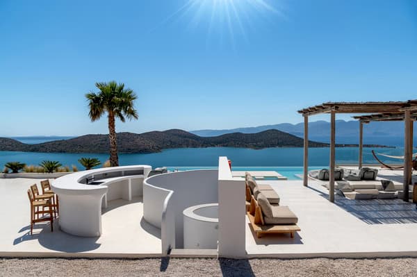 Destination Wedding Experience In Crete