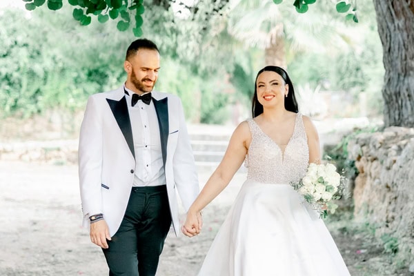 Romantic summer wedding in Patra with white and gold accents | Katerina & Vasilis