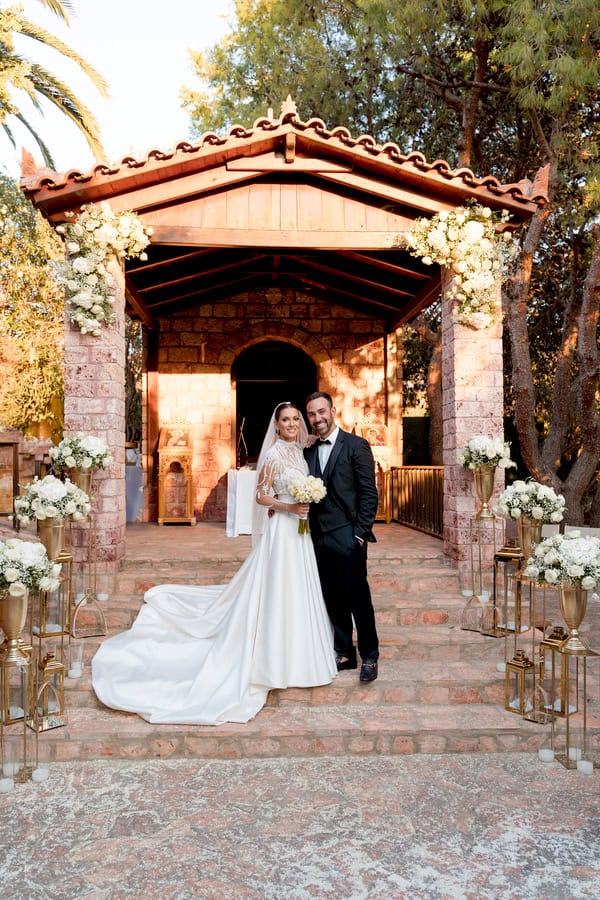 Romantic Wedding Athens White Pretty Florals