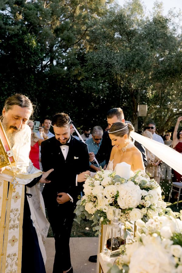 Romantic Wedding Horizons Estate White Flowers