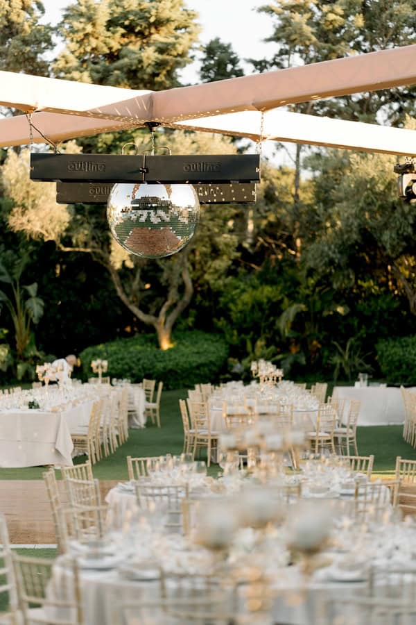 Romantic Wedding Horizons Estate White Flowers