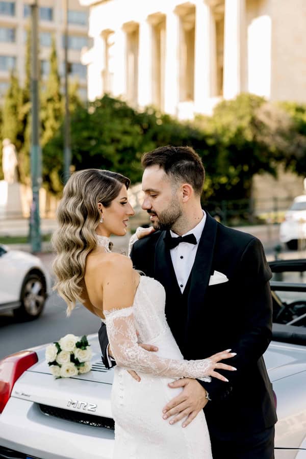 Romantic Wedding Horizons Estate White Flowers