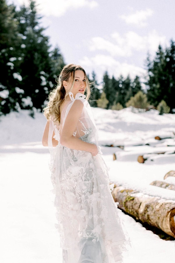 Romantic Winter Styled Shoot Snowy Landscape