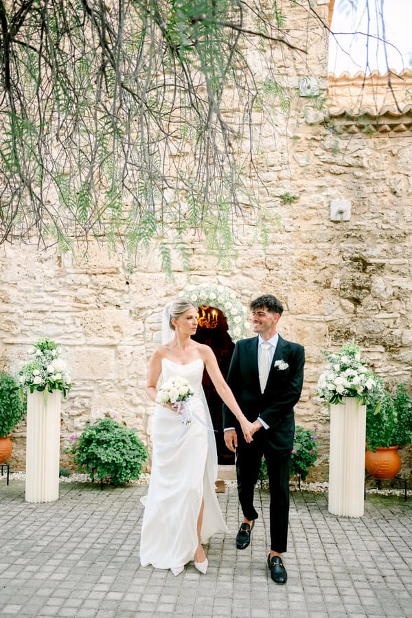 Summer Romantic Wedding In Pyrgos