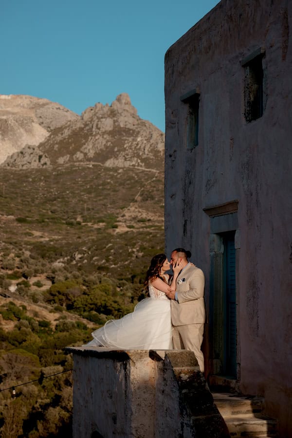 Summer Wedding Naxos White Blooms