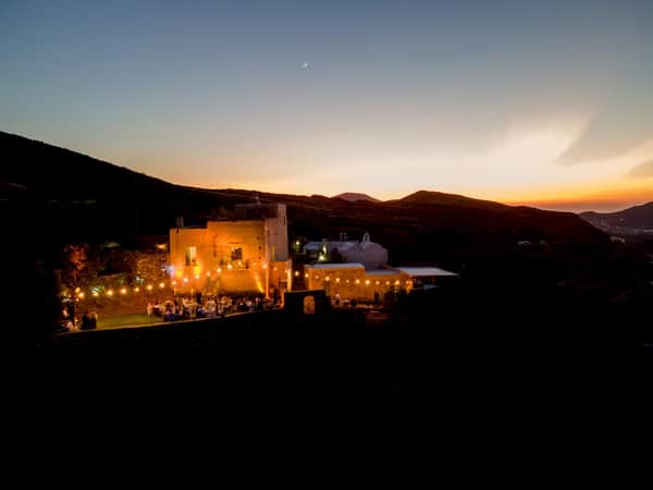 Summer Wedding Naxos White Blooms