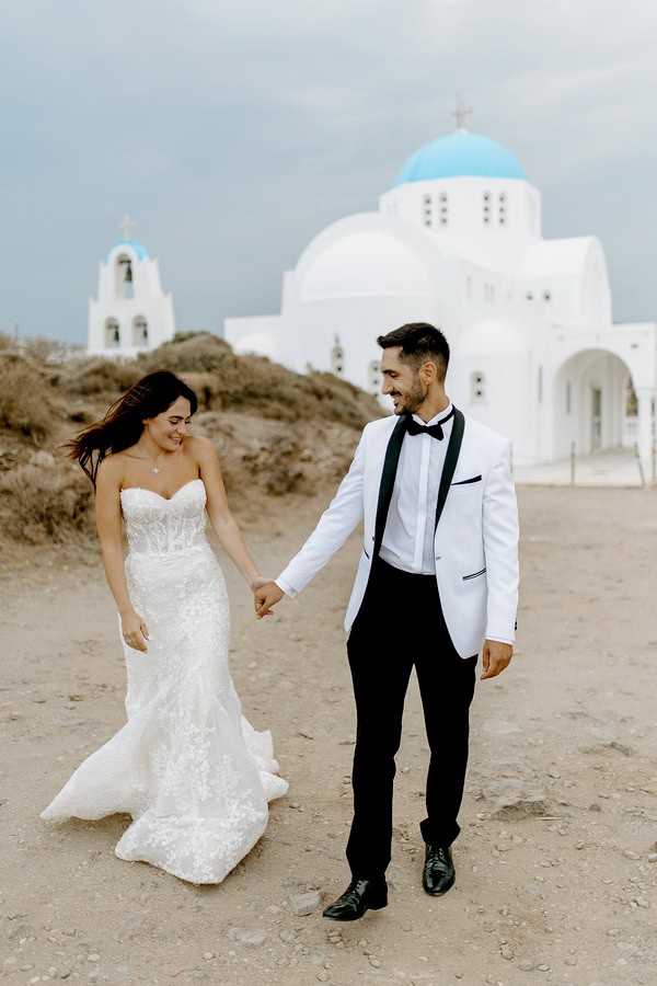 Summer Wedding White Blooms Floral Decor