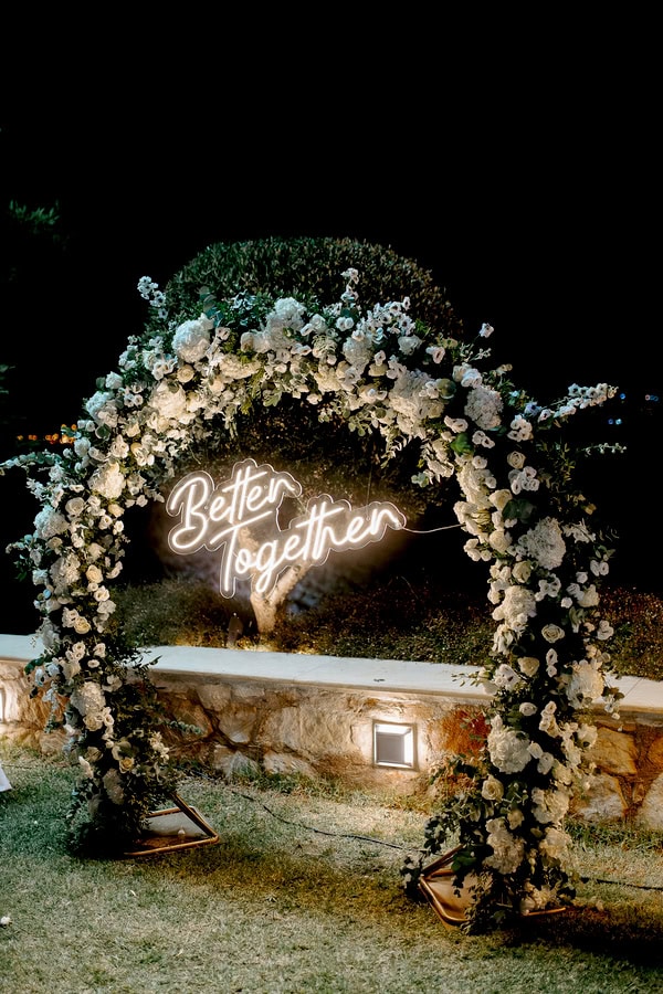 Summer Wedding White Blooms Floral Decor