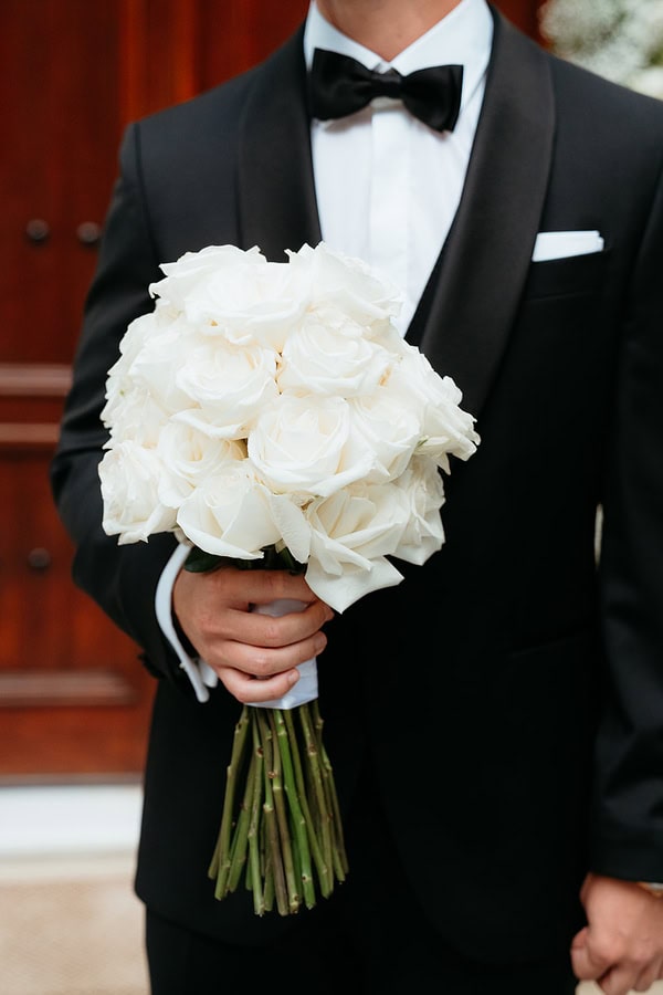 Chic White Flower Wedding Naoussa