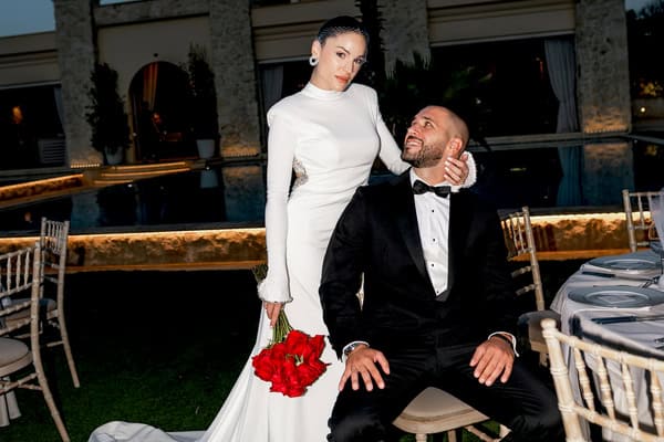 Modern wedding in Athens with bold red roses | Eleni & Panagiotis