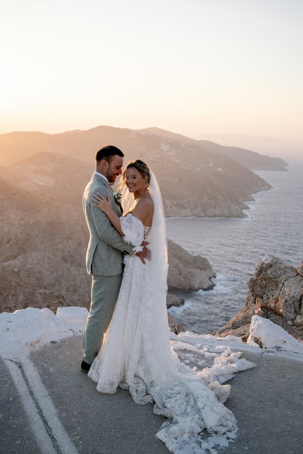 Romantic Summer Wedding Weekend Folegandros