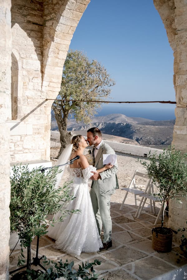 Romantic Summer Wedding Weekend Folegandros