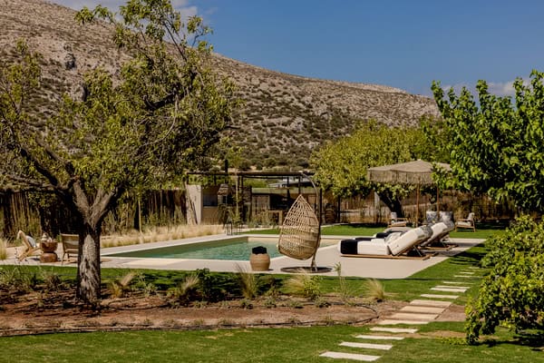 Why The Attican Villa Estate Is Perfect For A Wedding