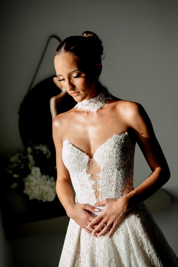 Chic Wedding Chania White Flowers