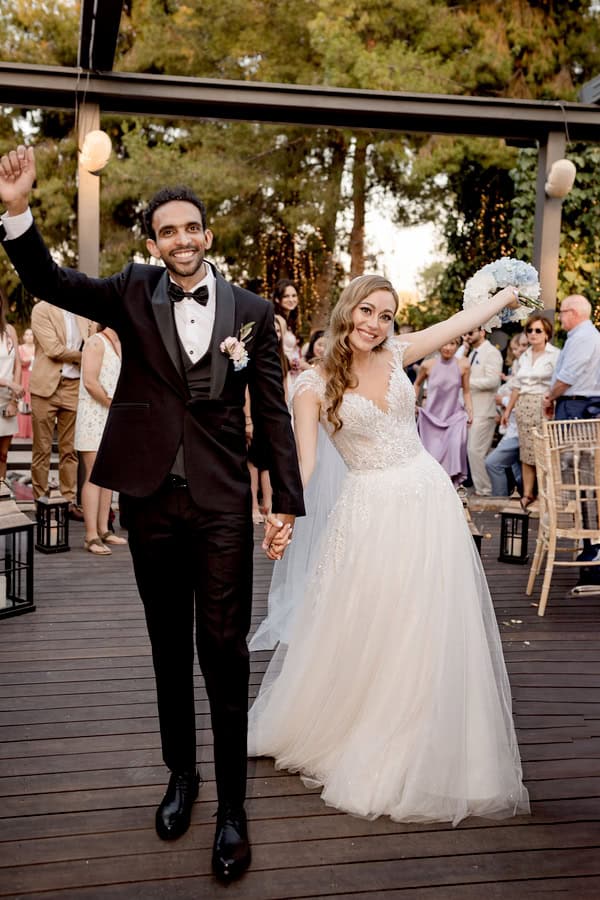 Chic Wedding Pastel Flowers Golden Details Estate Cleopatra