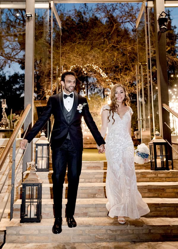 Chic Wedding Pastel Flowers Golden Details Estate Cleopatra