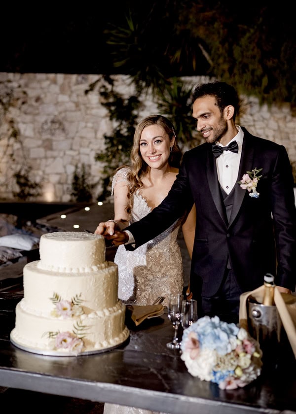 Chic Wedding Pastel Flowers Golden Details Estate Cleopatra