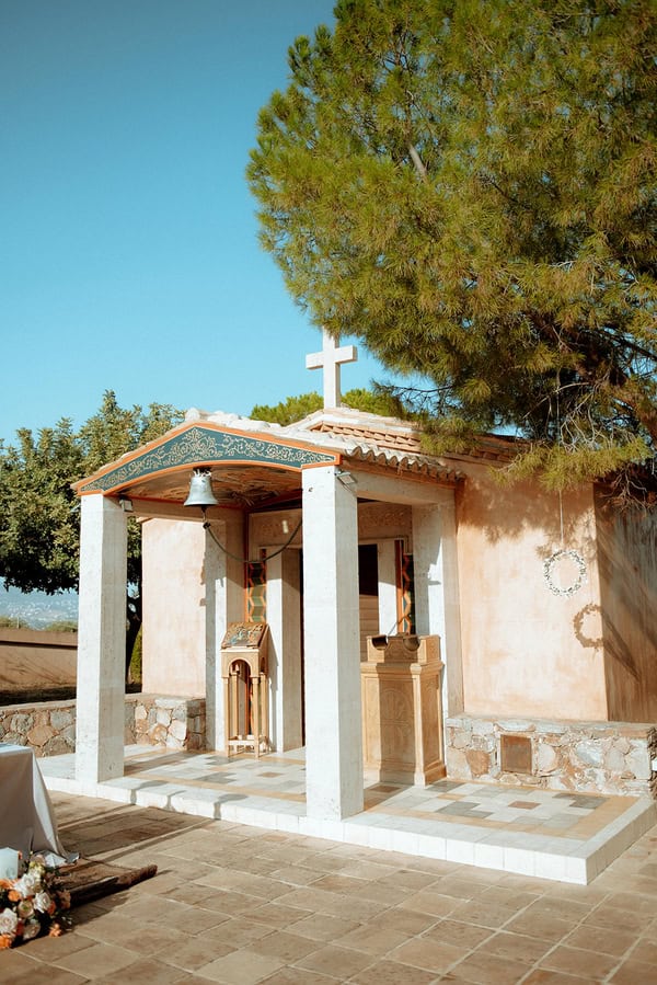 Dreamy Wedding Laas Estate Pastel Flowers