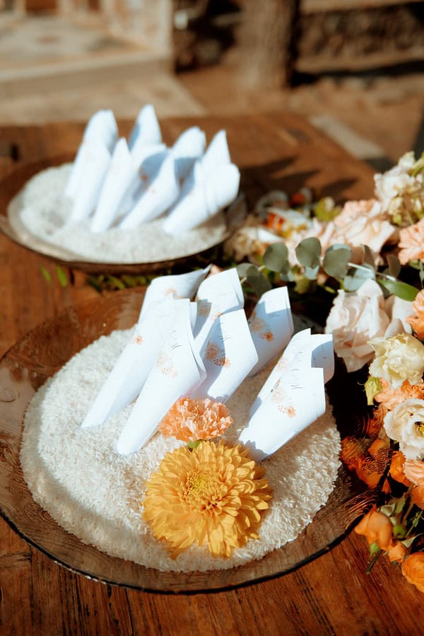 Dreamy Wedding Laas Estate Pastel Flowers