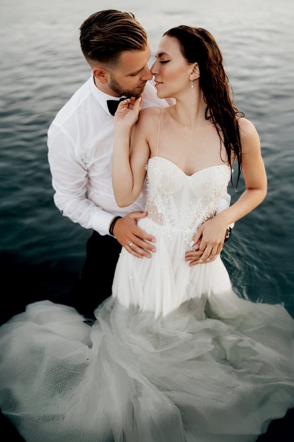 Dreamy Wedding Floral Details Seaside Next Day Session