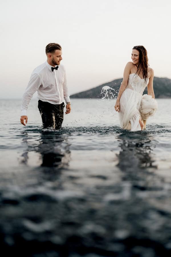 Dreamy Wedding Floral Details Seaside Next Day Session