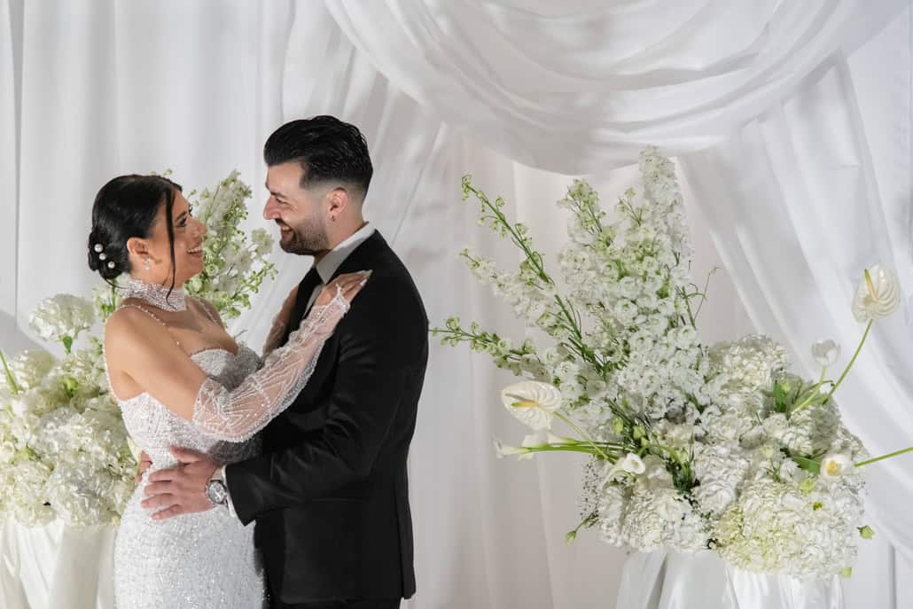 A romantic fall wedding in Tinos with white florals and lovely details | Marietta & Dimitris