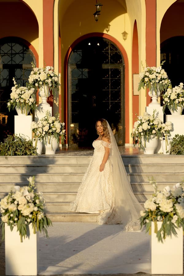 Romantic Summer Wedding White Flowers