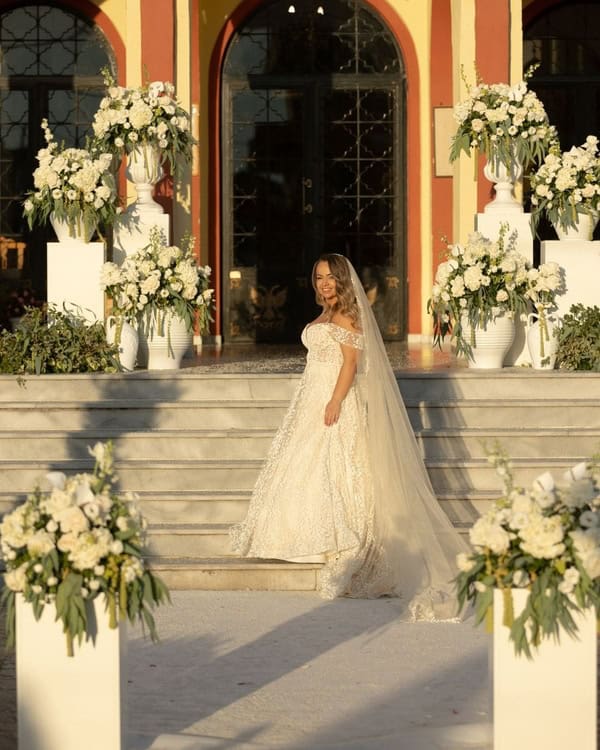 Romantic Summer Wedding White Flowers