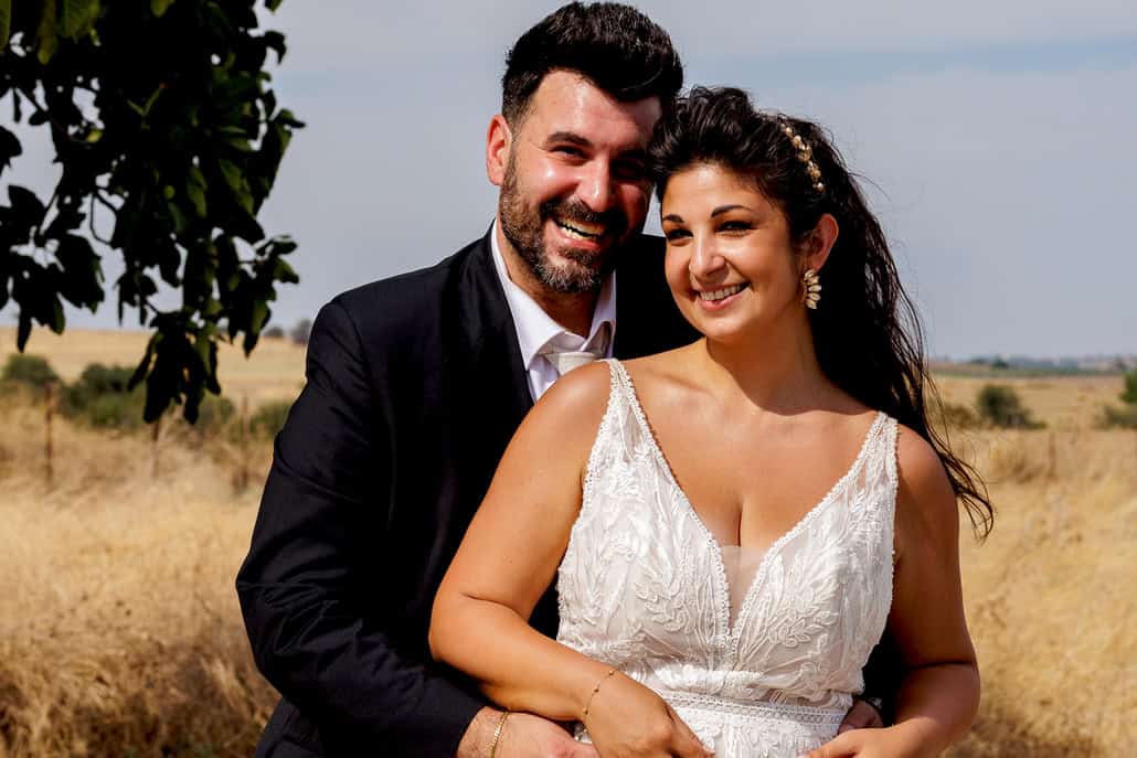 Romantic summer wedding in giannitsa with white and peach blooms | Evi & Argyris