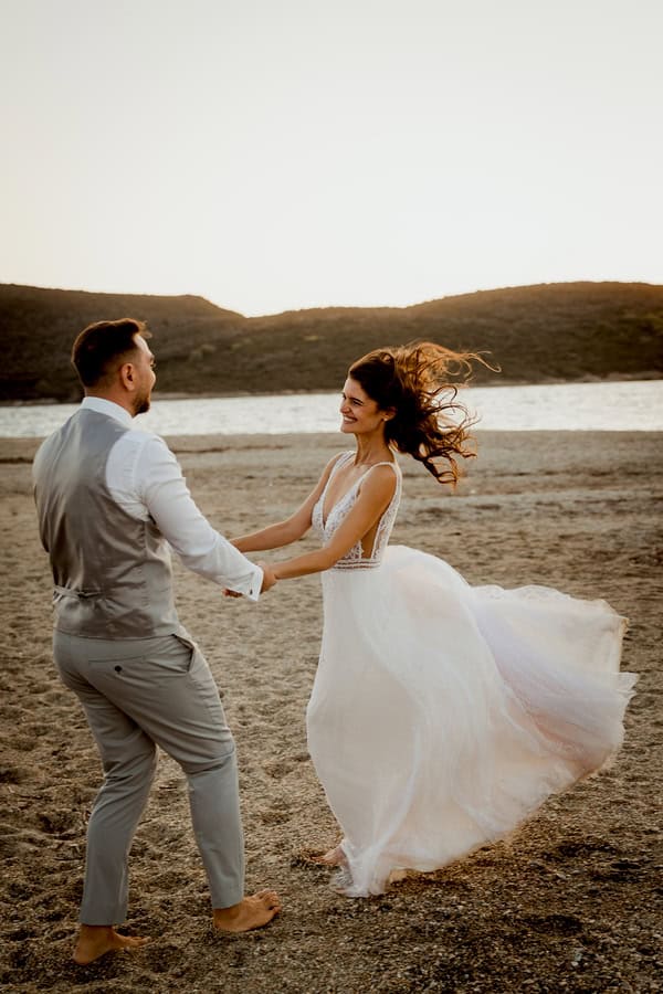 Romantic Vineyard Wedding Evia Floral Design Heartfelt Moments