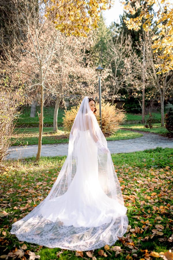 Winter Wedding Kastoria White Red Flowers