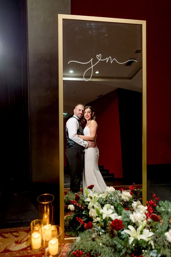 Winter Wedding Kastoria White Red Flowers