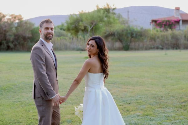 Chic civil wedding at Galazia Akti with all white blooms | Marianna & Panagiotis