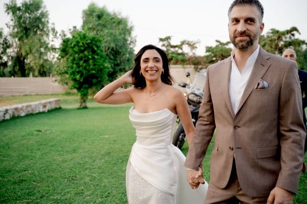 Chic Civil Wedding Galazia Akti White Flowers