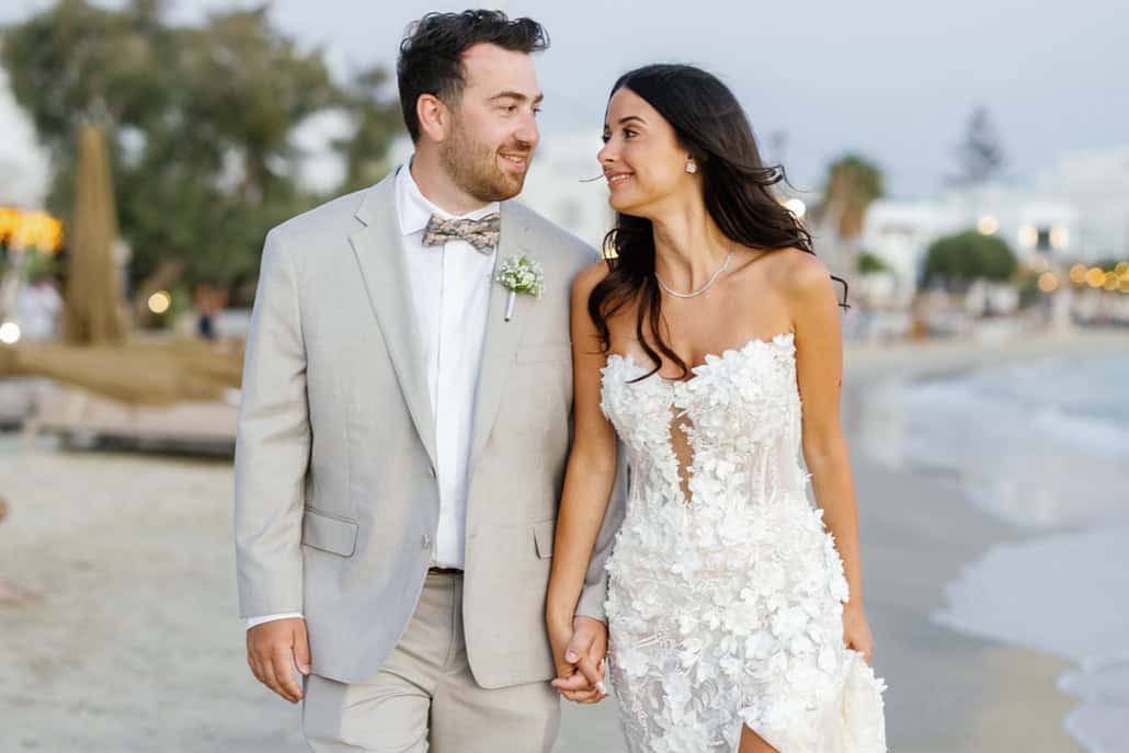 A dreamy destination wedding in Naxos with timeless white florals | Despina & Alex