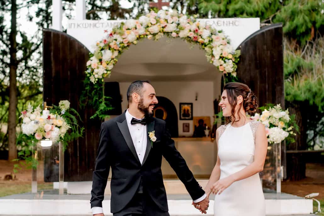 A romantic fall wedding in Thessaloniki with breathtaking florals and timeless details | Electra & Edu