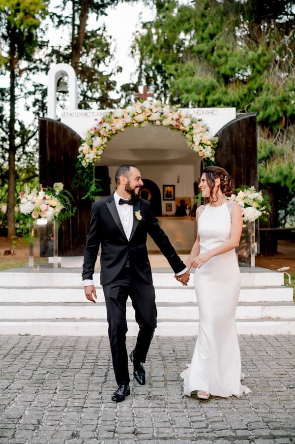 Romantic Fall Wedding Thessaloniki Breathtaking Florals Timeless Details