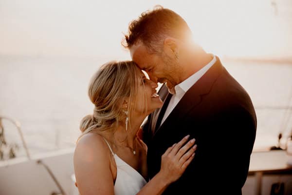 A romantic sailboat wedding at sunset in Lisbon | Rachael & Mike