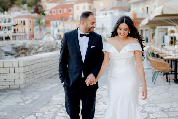 Romantic wedding with elegant floral details | Ourania & Konstantinos
