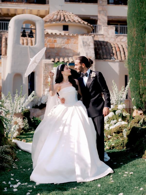 Romantic Spring Wedding White Flowers Sea View