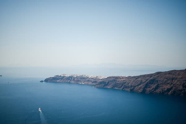 Romantic Summer Elopement In Santorini With Caldera Views