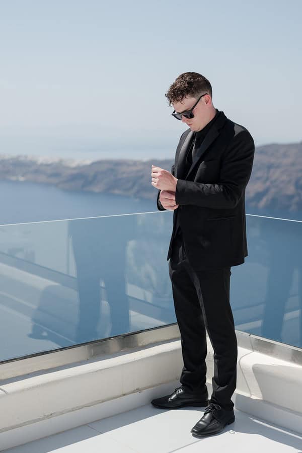 Romantic Summer Elopement In Santorini With Caldera Views