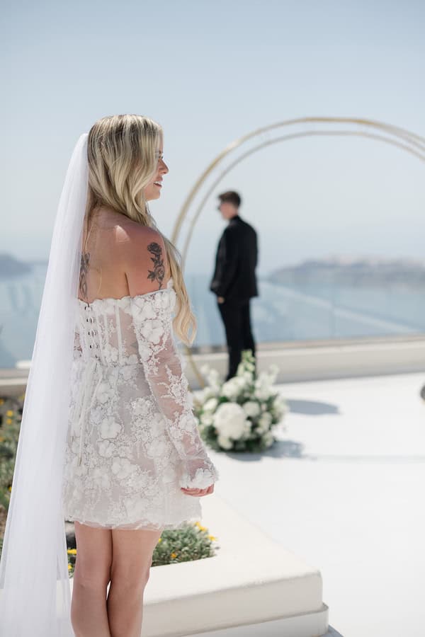 Romantic Summer Elopement In Santorini With Caldera Views