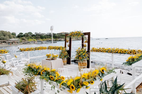 Sunflower Seaside Wedding Decoration Ideas