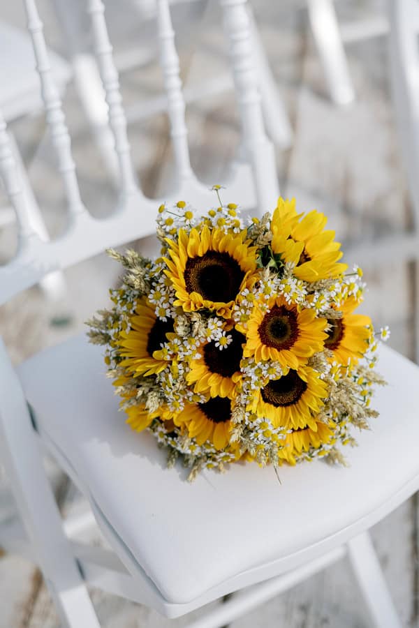 Sunflower Seaside Wedding Decoration Ideas